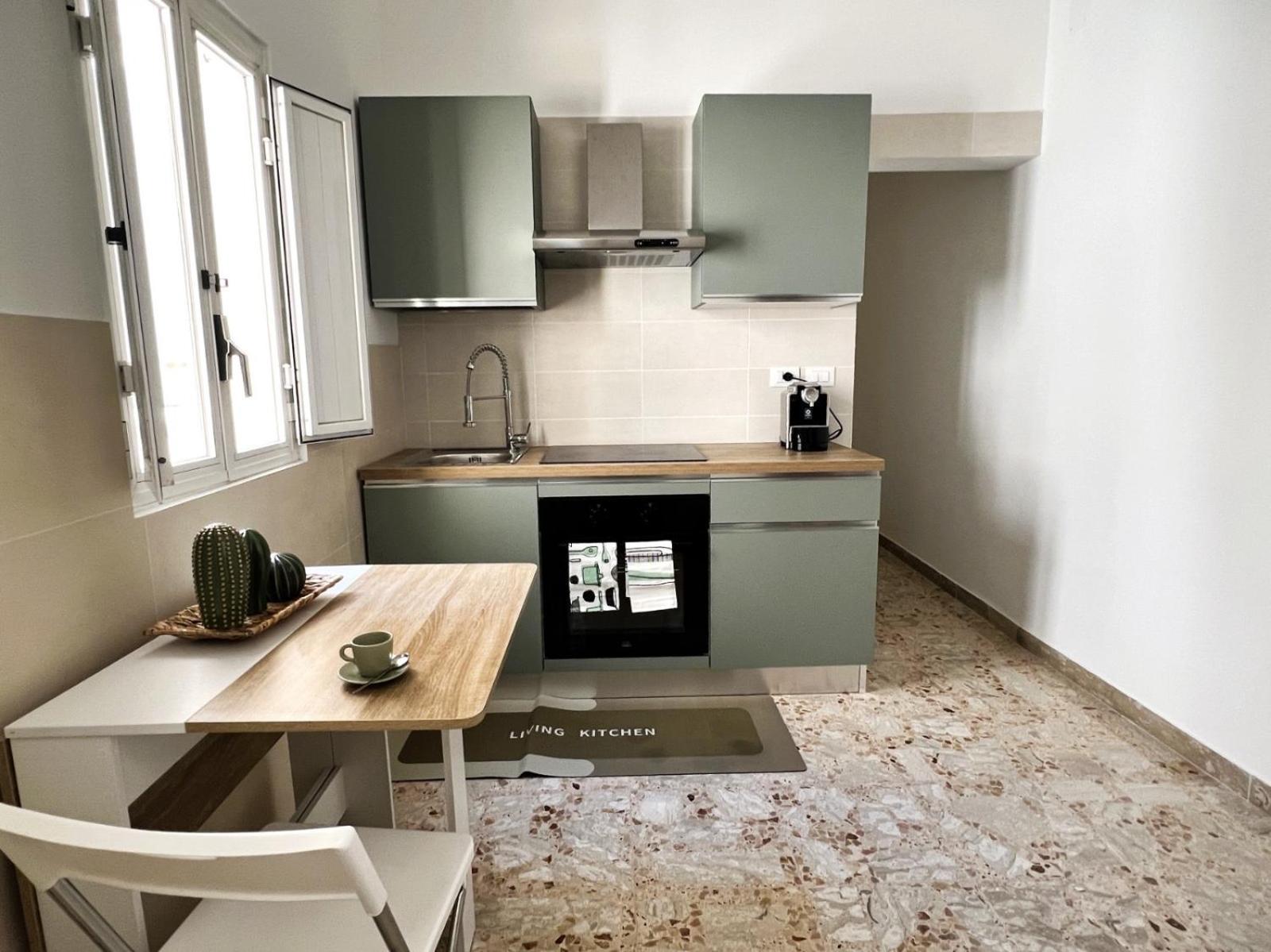Lucky Corner - Elegant Stay Taranto Exterior photo